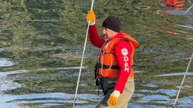 Eskişehir'de 4 gündür kayıp öğretmen için su ve kıyı aramaları sürüyor