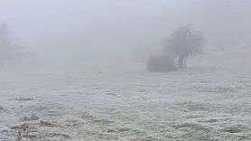 Eskişehir'in Mihalıççık ilçesine mevsimin ilk karı düştü