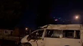 Gemlik'te minibüs dereye uçtu: sürücü yaralandı