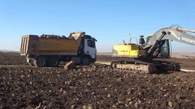 İdil’de taşlık araziler tarıma kazandırılıyor