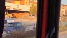 Karabük-Kastamonu yolunda ters yönde ilerleyen elektrikli araç kamerada