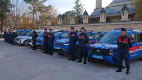 Karaman'da 51 Yeni Hizmet Aracı Emniyet ve Jandarmaya Teslim Edildi