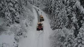 Kastamonu İl Özel İdaresi köy yollarında karla mücadeleye başladı