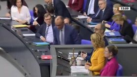 Merz: Büyük güçlerin oyun topu değiliz — Avrupa güvenliği ve Ukrayna