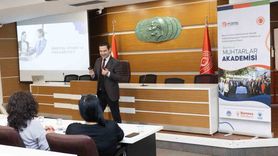 Muhtarlar Akademisi: Bornova muhtarlarına iletişim ve dijital eğitimler