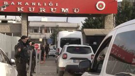 Sadettin Saran Adli Tıp Kurumu'na Saç ve Kan Örneği Vermek Üzere Götürüldü