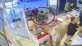 Siirt’te öldürülen kadının çalınan altınlarının kuyumcuda bozulduğu anlar kamerada