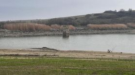 Tekirdağ Hayrabolu Göleti’nde su seviyesi geriledi