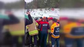 Tokat'ta kamyonet ile tır çarpıştı: 1 ölü, 2 yaralı