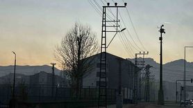 VEDAŞ ihmali Yüksekova İpekyolu'nu tehlikeye atıyor