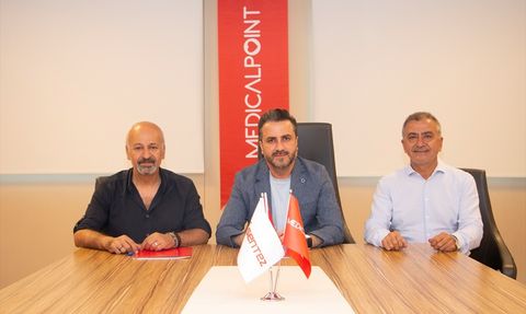 Gaziantep Medical Point Hastanesi, Merinos Kadın Voleybol Takımı'nın Sağlık Sponsoru oldu
