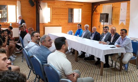 Bakan Şimşek Batman Petrolspor'un Bolu Kampında