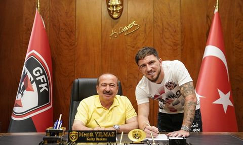 Gaziantep FK Deian Sorescu ile 3 Yıllık Sözleşme İmzaladı