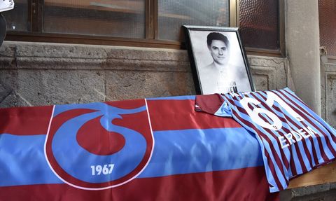 Trabzonspor'un Eski Başkanı Ahmet Salih Erdem Son Yolculuğuna Uğurlandı