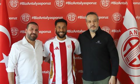 Antalyaspor Andros Townsend ile Anlaştı