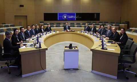 Bakan Bayraktar, Energy China ile Yenilenebilir Enerji Yatırımlarını Görüştü