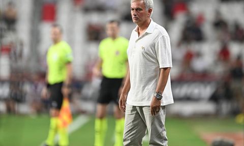 Fenerbahçe, Antalyaspor'u 2-0 Mağlup Etti