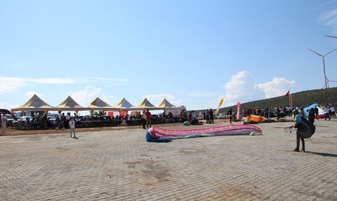 Gaziantep'te Yamaç Paraşütü Festivali Coşkusu Sürüyor