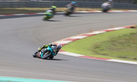 İstanbul Yarış Pisti'nde Motosiklet Heyecanı