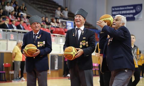 Karabük'te Gaziler ve Öğrenciler Spor Etkinliğinde Buluştu