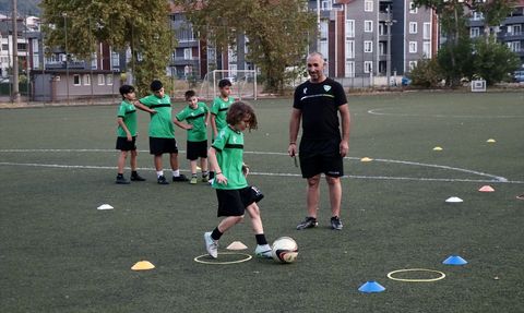 Kerem Aktürkoğlu, Benfica ile Hisareynspor'u Gururlandırıyor
