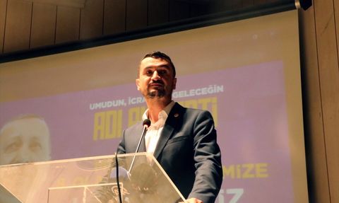 AK Parti'nin Burdur Kongresi: Ekonomi ve Enflasyon Değerlendirmesi