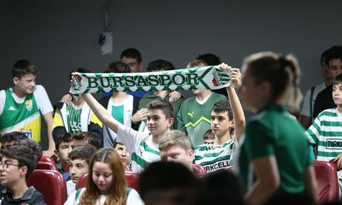 Bursaspor Formasıyla Okula Gelme Geleneği