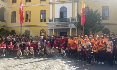 Galatasaray Kulübü 119. Yılını Coşkuyla Kutladı