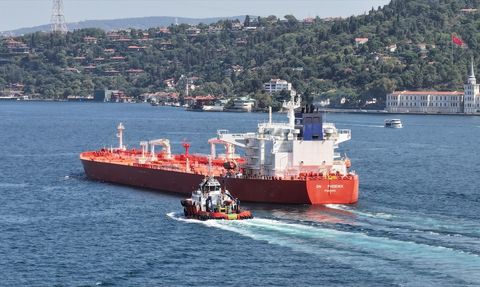 Kıyı Emniyeti'nden 37 Bin Gemiyi Kapsayan Kılavuzluk Hizmeti