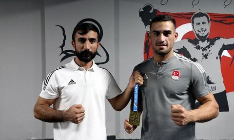 Milli Boksör Emrah Yaşar, Yeni Hedefleriyle İleriye Bakan Bir Sporcu