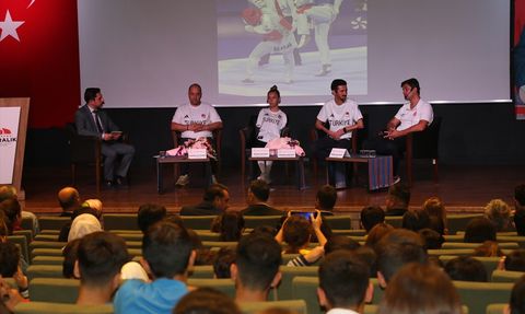 Paralimpik Sporcular Gaziantep'in Gençleriyle Buluştu