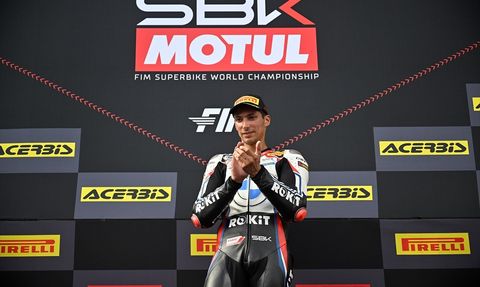 Toprak Razgatlıoğlu, Estoril'de Şampiyonluk Yolunda İki Yarış Kazandı