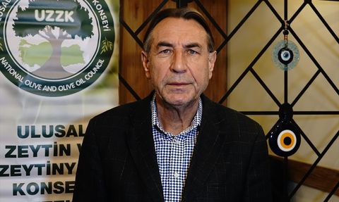 Zeytin Üreticileri Yağmur Bekliyor