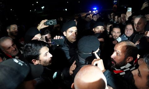 Beşiktaş Taraftarlarından Protesto: Maccabi Tel-Aviv Mağlubiyetinin Ardından Tepkiler Yükseldi