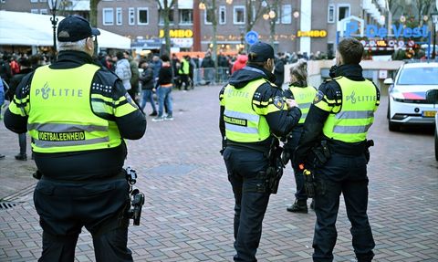 Galatasaraylı Taraftarlar AZ Alkmaar Maçı İçin AFAS Stadı'na Gitti