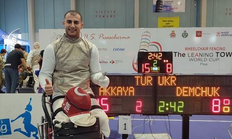 Hakan Akkaya Tekerlekli Sandalye Eskrim Dünya Kupası'nda Altın Madalya Kazandı