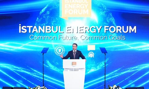 Türkiye'nin Elektrik İhtiyacını Yenilenebilir Enerji İle Karşılayacak