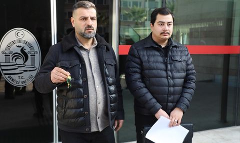 Denizlispor Kulübü Anahtarı Belediye Başkanlığına Teslim Edildi