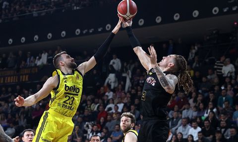 Fenerbahçe Beko'dan Mersin Spor'a Farklı Yenilgi