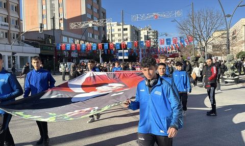 Gazi Yarı Maratonu ve Halk Koşusu Gaziantep'te Başladı
