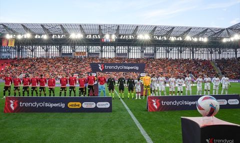 Göztepe 3-0 Çaykur Rizespor: Trendyol Süper Lig 17. Haftasında Gözde Görüntüler