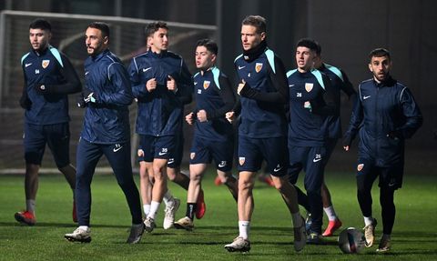 Kayserispor'un Yeni Teknik Direktörü İlk Antrenmanına Çıktı