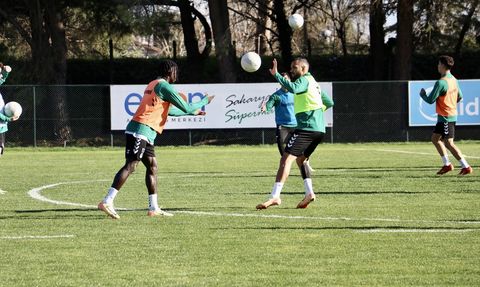 Sakaryaspor, Gençlerbirliği Maçına Hazırlanıyor