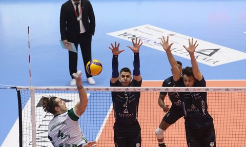 Altekma, Akkuş Belediyespor'u Rahat Geçti