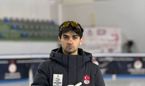 Berat Efe Dal, Avrupa Gençlik Olimpik Kış Festivali'nde Bronz Madalya Kazandı