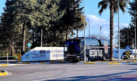 Beşiktaş, Antalya'ya Ulaştı