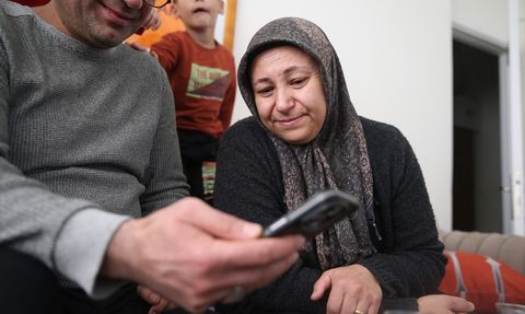 İtalyan Futbolcu Zaniolo, Depremde Kaybedilen Genç Taraftarın Anısını Yaşatıyor