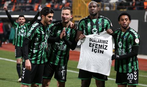 Kocaelispor, Manisa FK'yı 2-0 Yenerek Liderliğini Sürdürdü