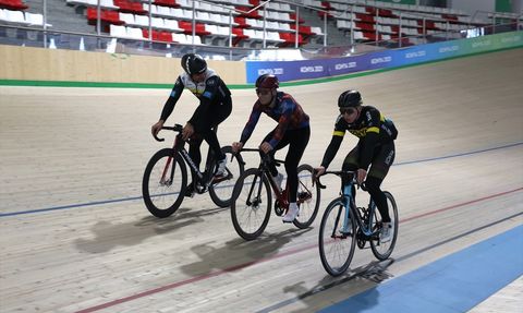Milli Sporcuların Pist Bisikletindeki Hedefleri: 2028 Olimpiyatları