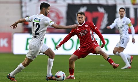 Trendyol Süper Lig'de Onvo Antalyaspor Kasımpaşa'yı 2-0 Geçti